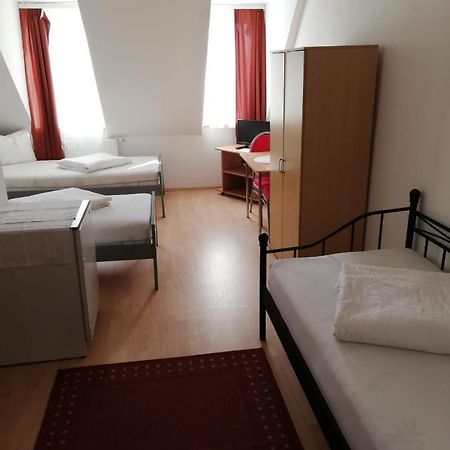 Pension Feldschloessl Ingolstadt Ngoại thất bức ảnh